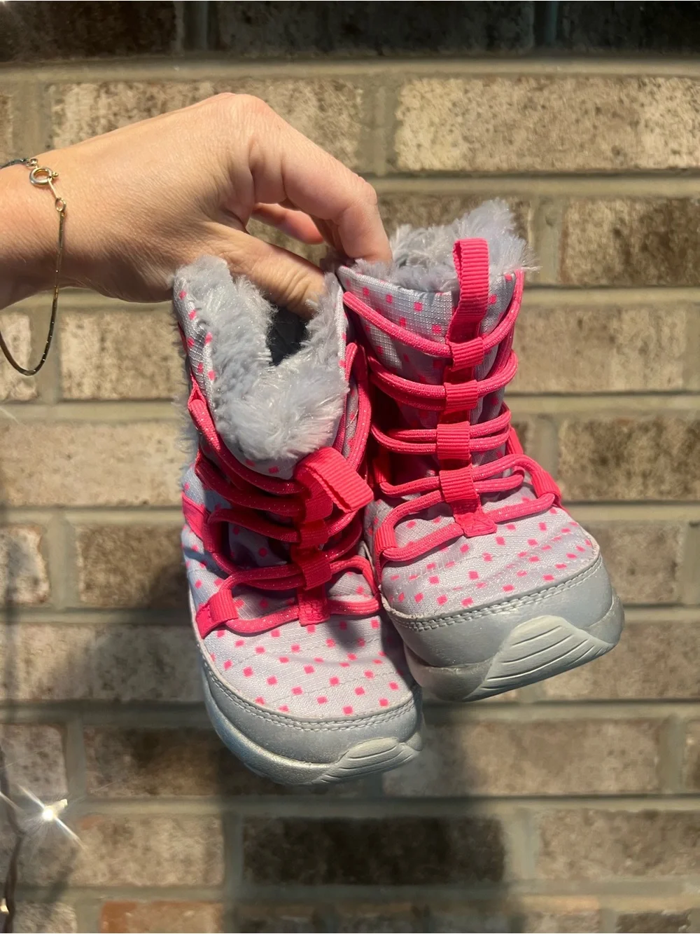 Nike Roshe Run Hi Little Girls Sneakerboots